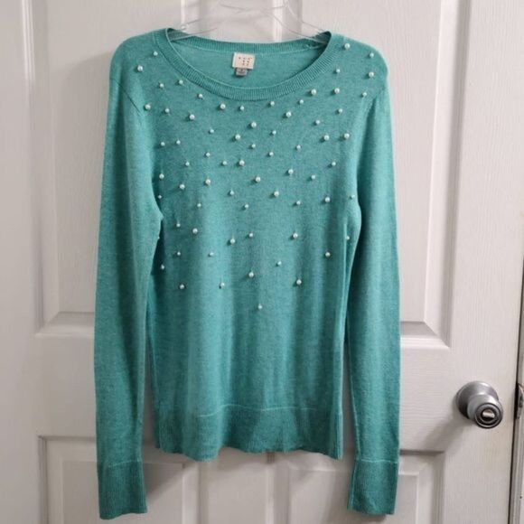 Target Andeawy Sweater with White Little Pearls‎ - Picture 3 of 9
